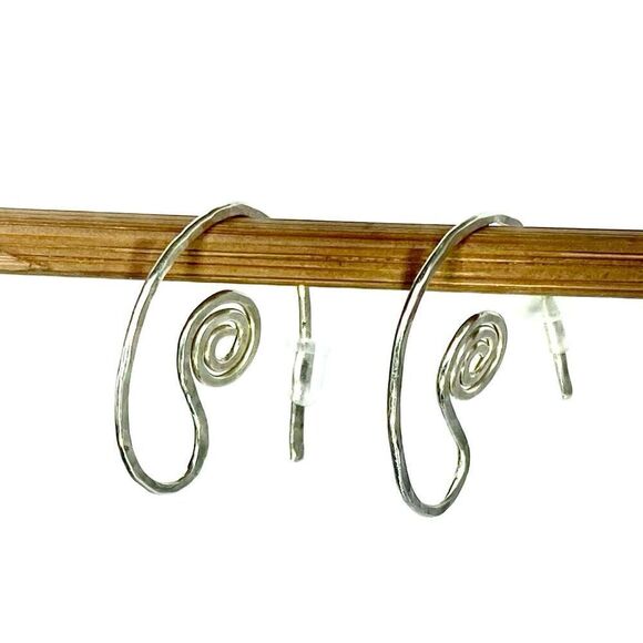 BO# 925 Silver Matching Chain Pendant & Earrings - Picture 6 of 12